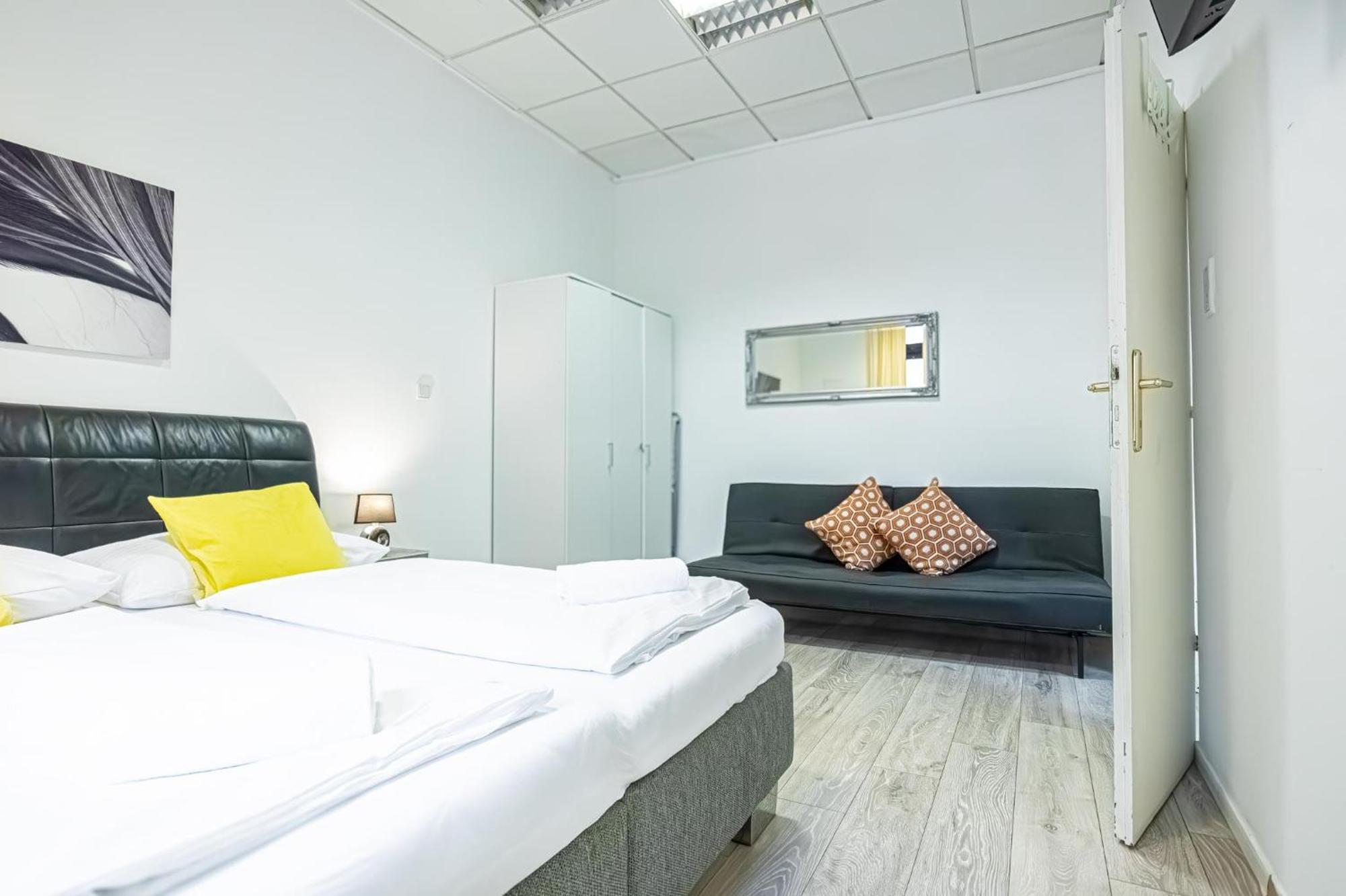 Modern Apartment Suitable For Longstays Wenen Buitenkant foto